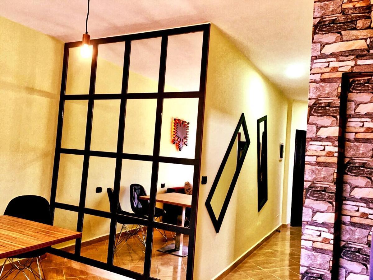 Luxury Holiday In Royal Apartment For King And Queen Sarandë Exterior foto