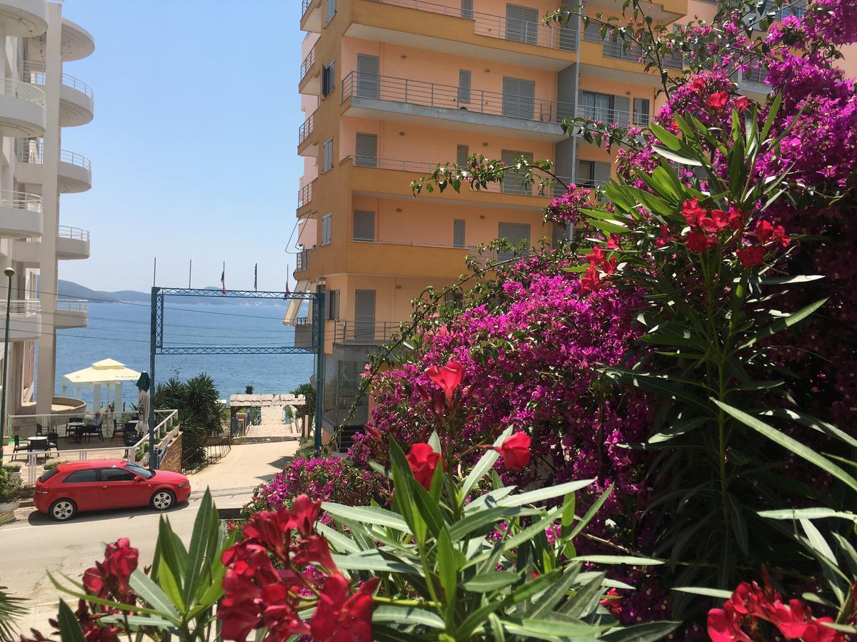 Luxury Holiday In Royal Apartment For King And Queen Sarandë Exterior foto