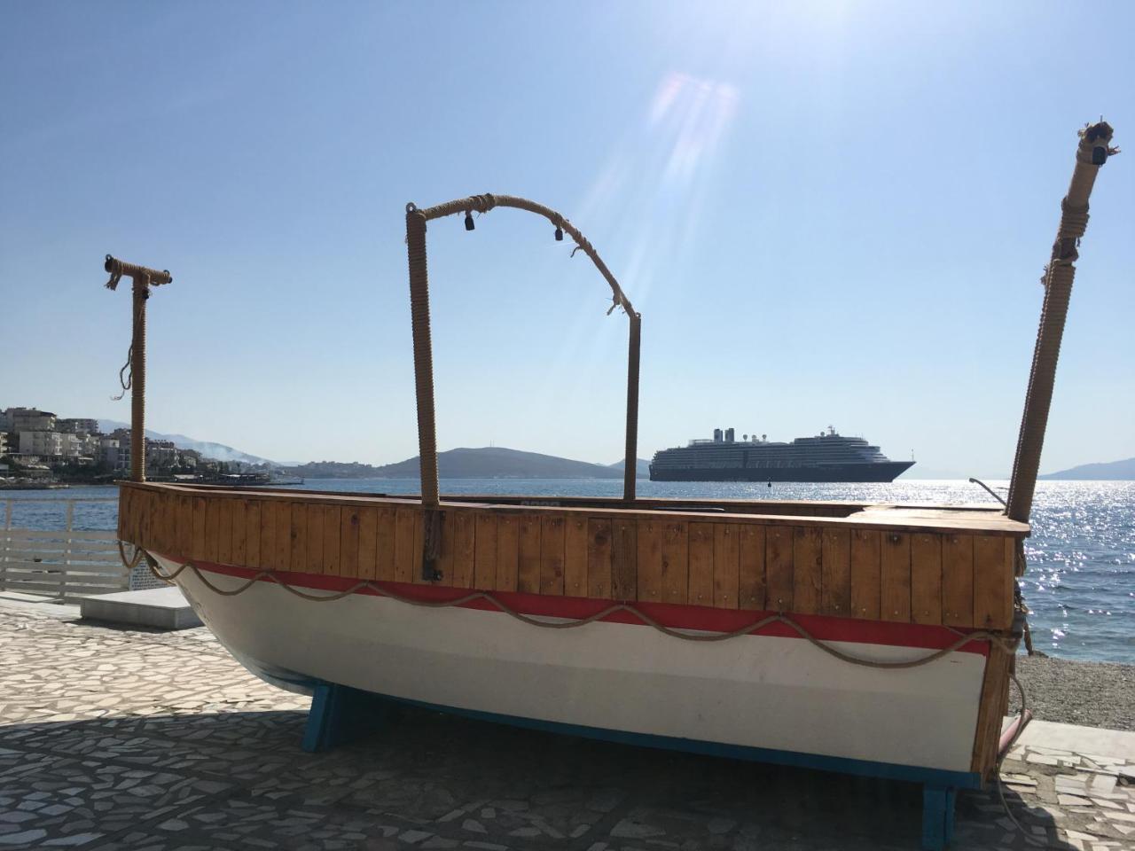 Luxury Holiday In Royal Apartment For King And Queen Sarandë Exterior foto